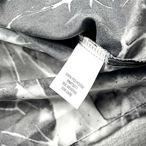 Simply Vera Vera Wang Women’s Floral Print Top Black and Gray Size L - Picture 8 of 10